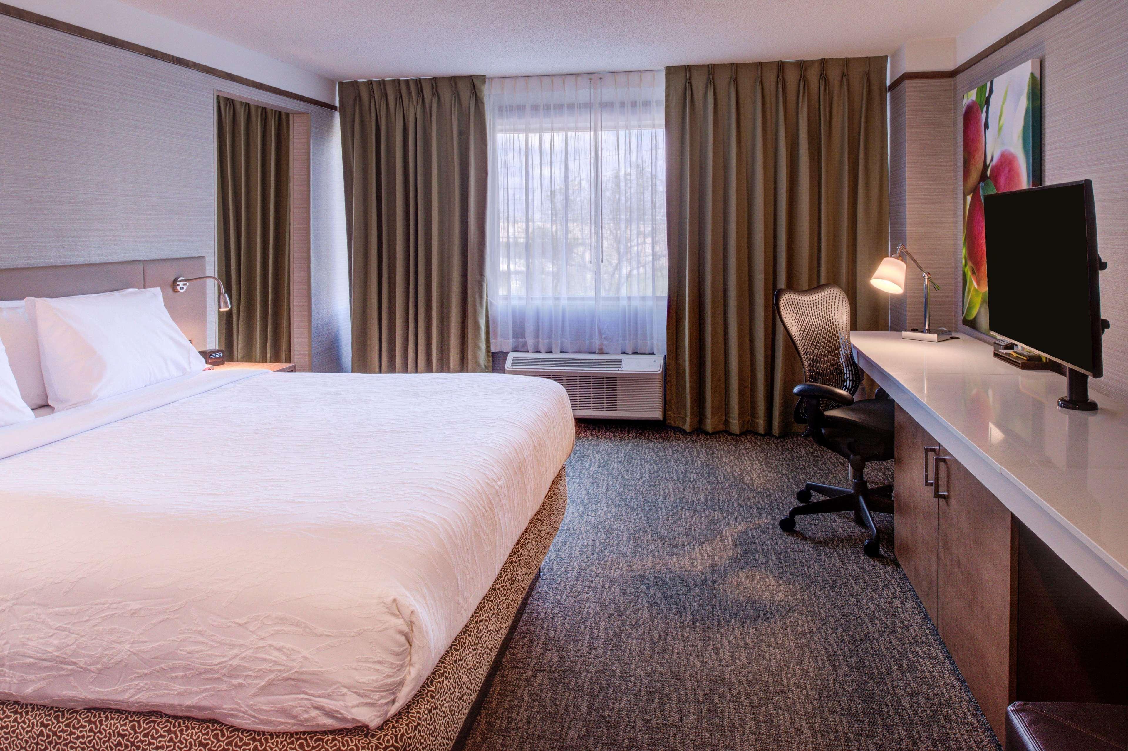 Hilton Garden Inn Detroit Southfield Exteriör bild