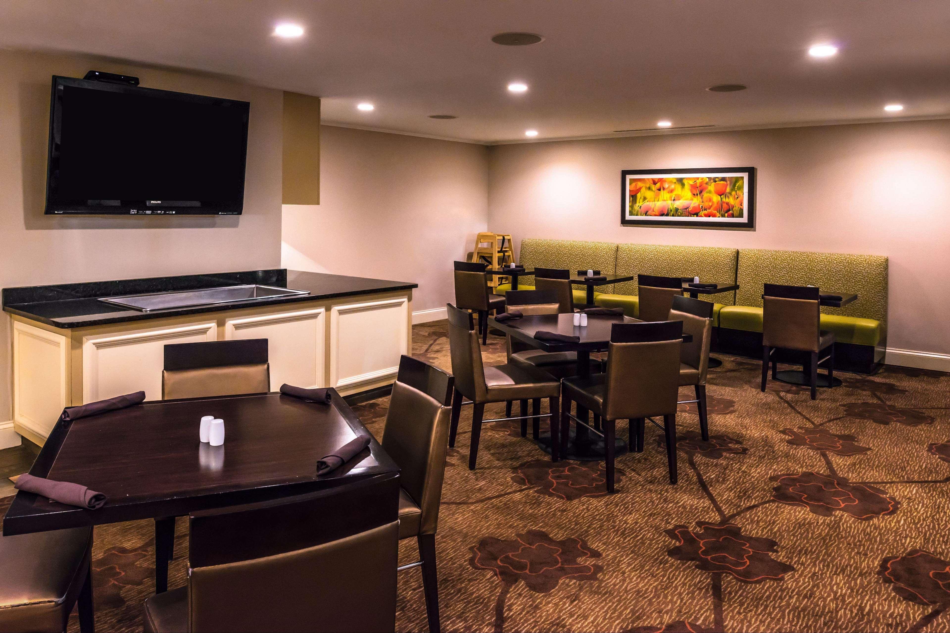 Hilton Garden Inn Detroit Southfield Exteriör bild