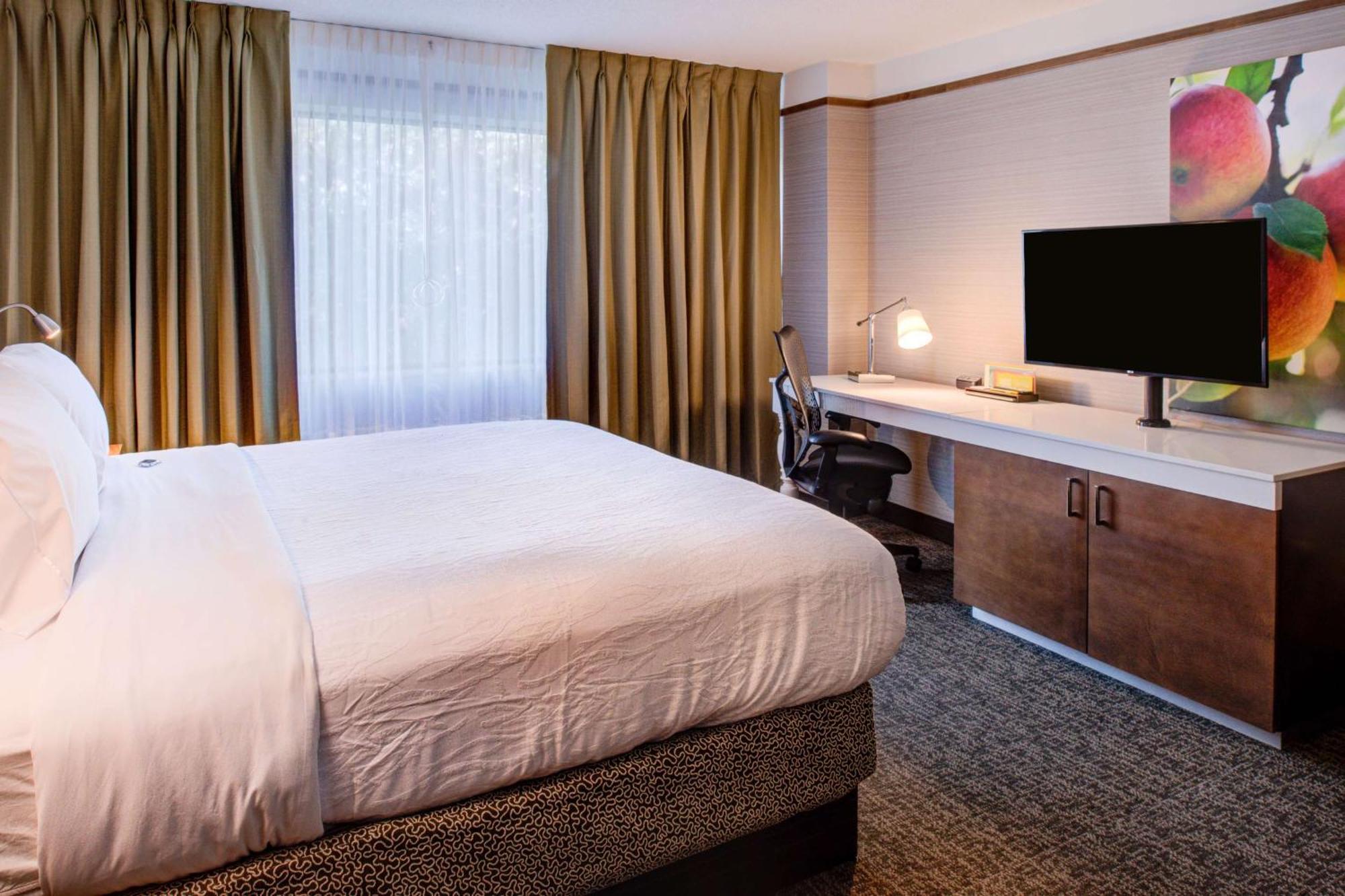 Hilton Garden Inn Detroit Southfield Exteriör bild