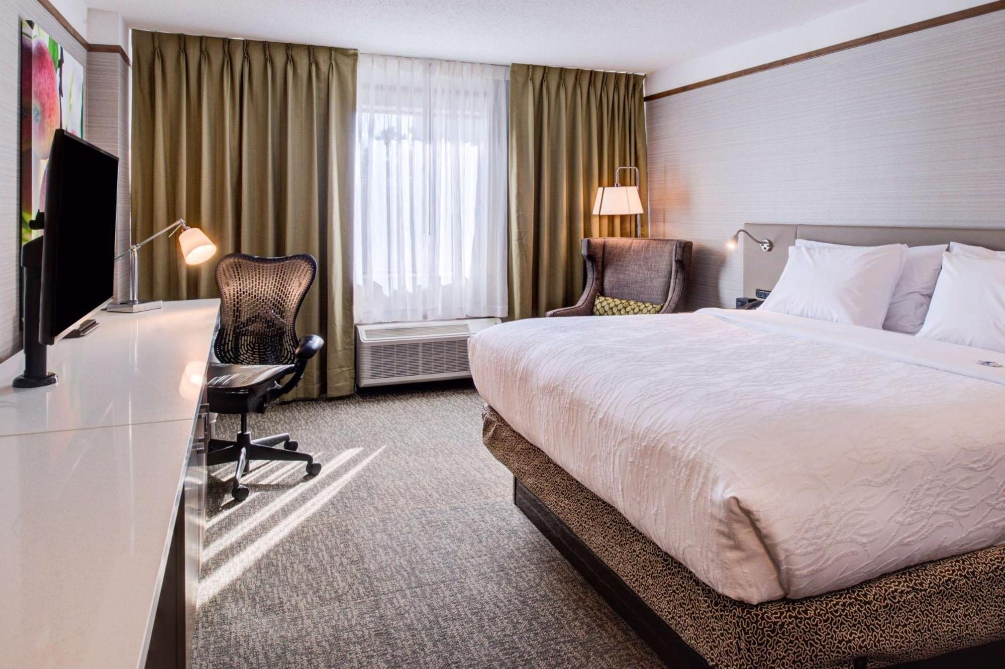 Hilton Garden Inn Detroit Southfield Exteriör bild